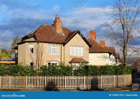 Suburban Detached House In England Stock Image Image Of Gabled Fence