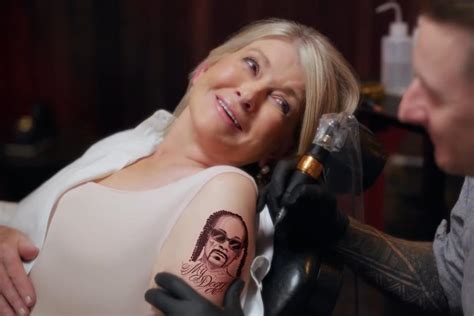 Watch Martha Stewart Get a Tattoo of Her Close Friend Snoop Dogg in New ...