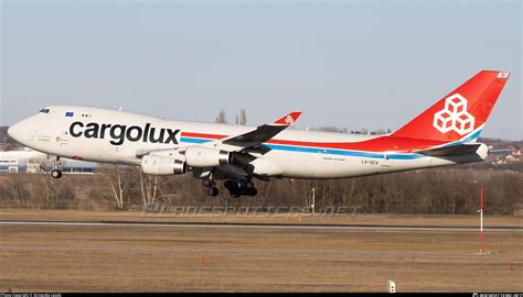 LX SCV Cargolux Boeing 747 4R7F Photo by Striteczky László ID 1551264