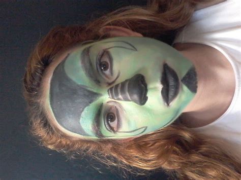 Green Space Alien Face Paint : 5 Steps - Instructables