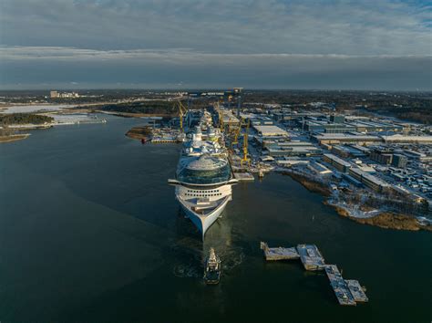 Royal Caribbean Ordina Ancora A Meyer Turku E Msc Crociere Negozia Una