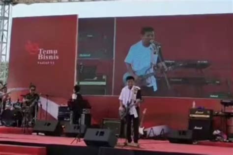 Penyanyi Zul Zivilia Manggung Di JI Expo Kemayoran Sudah Bebaskah