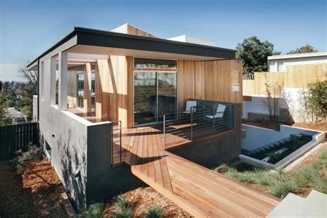 The Three Step House Built on a Steep Hillside in Los Angeles ...