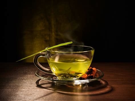 Beneficios del té de zacate de limón Una bebida rica y medicinal