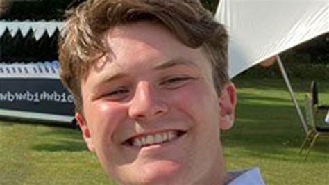 body  soldier    river     car  mistake