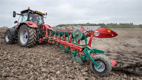 Kverneland Introduces Tougher Mounted Plough Series Farmers Weekly