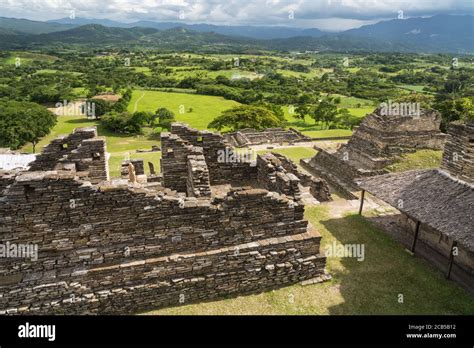 La Acrópolis de Tonina está construida en siete terrazas sobre la Plaza