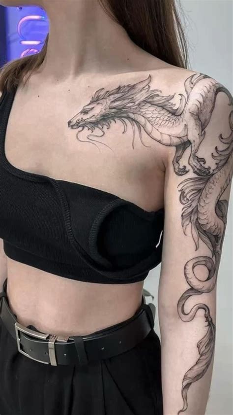 Pin de Giovana Rezende en Pins criados por você Tatuaje de dragón