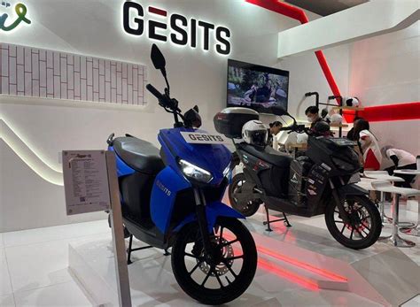 IIMS 2023 Motor Listrik Gesits Raya Curi Perhatian Promonya Tembus