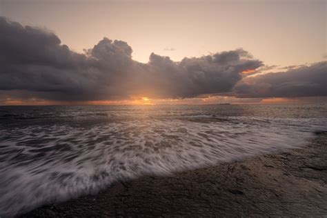 Mastering The Art Of Seascape Photography Tips And Tricks For Stunning