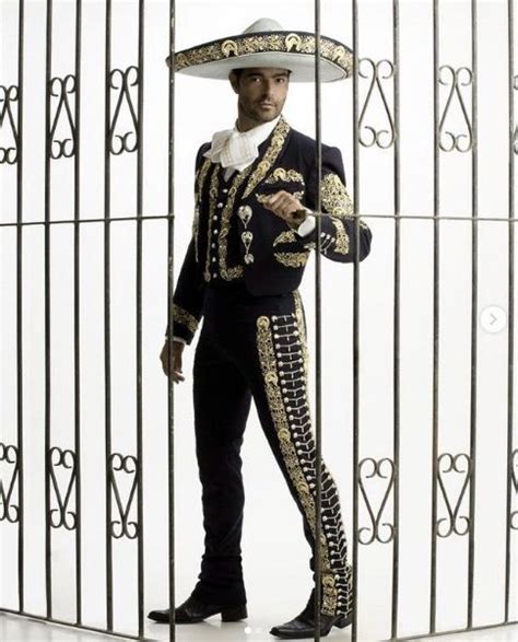 Pin By Rose Anne Schaefer On Sombreros Y Trajes De Charro In 2024 Mariachi Suit Mexican