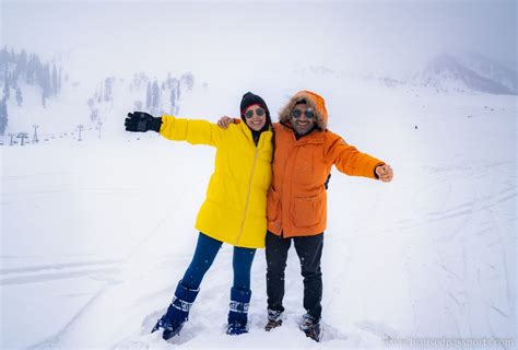 Planning the ultimate winter trip to Gulmarg - 10 Must Dos - Bruised ...