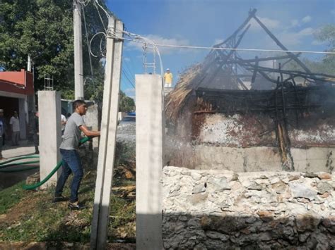 Posible Uso De Pirotecnia Provoca Incendio En Humilde Vivienda De