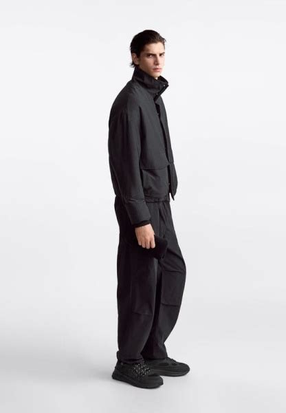 Купить КРОССОВКИ ДЛЯ БЕГА С КОРЕНАСТОЙ ПОДОШВОЙ в Узбекистане - в ...