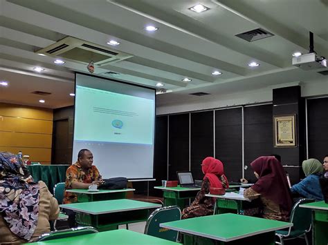 Sekretariat Sekolah Pascasarjana UHAMKA Workshop Penyusunan LKPS Dan