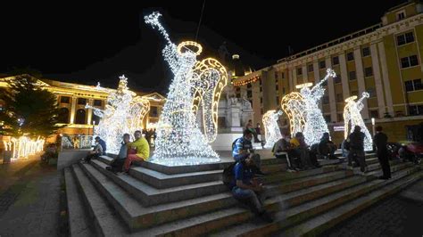 12 Imágenes Que Reflejan La Alegría Y Colorido De La Iluminación