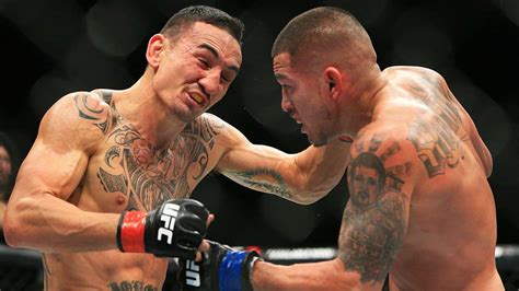 Ufc 206 Results Max Holloway Busts Up Anthony Pettis Becomes Interim