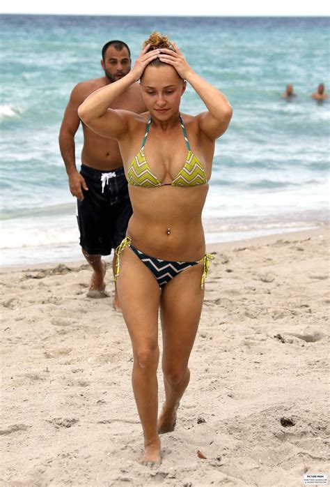 Hayden Panettiere Bikini In Miami Beach Gotceleb Hot Sex Picture