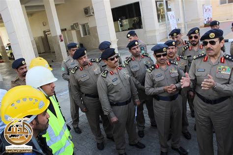 معالي الفريقسليمان العمرو يزورفرع الدفاع المدني في المذنب أهالي