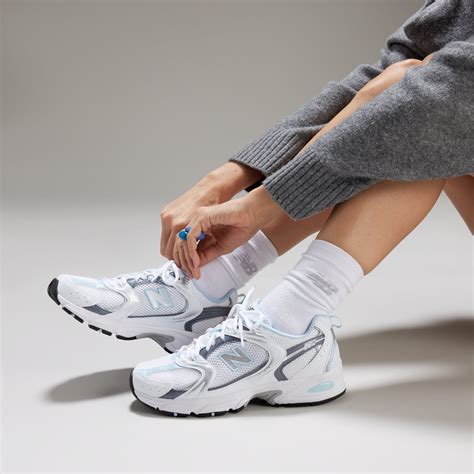 womens  balance  sneakers  silver soletrader