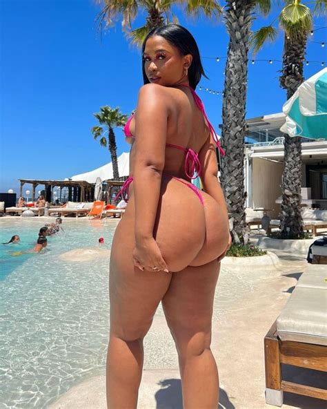 BRO SHES THICK King Lluvia 1177485459809824 2837032968610758951 N Porn Pic