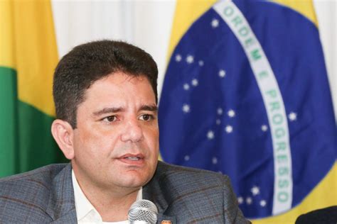 Governador Do Acre é Alvo Da Pf Por Suspeita De Corrupção