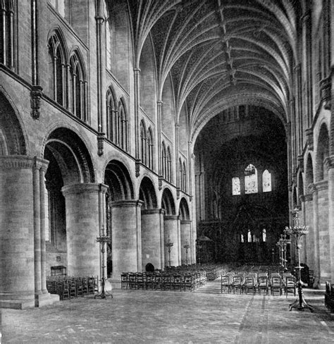 Medieval Hereford Cathedral:Interior and Furnishings