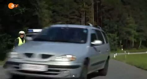 IMCDb org 1999 Renault Mégane Grandtour 1 X64 in SOKO Kitzbühel