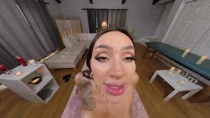 Handful Sr Oiled Ass