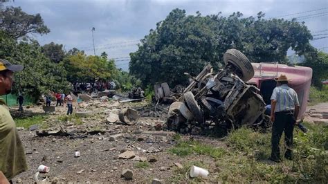 Tragedia En Yecapixtla Un Tr Iler Sin Frenos Choca Contra Un Auto