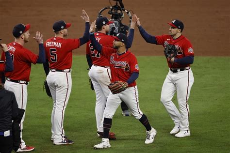 Bravos Recuperan La Ventaja Contra Astros En La Serie Mundial De Las