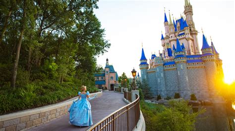 Cinderella Castle | Walt Disney World Resort