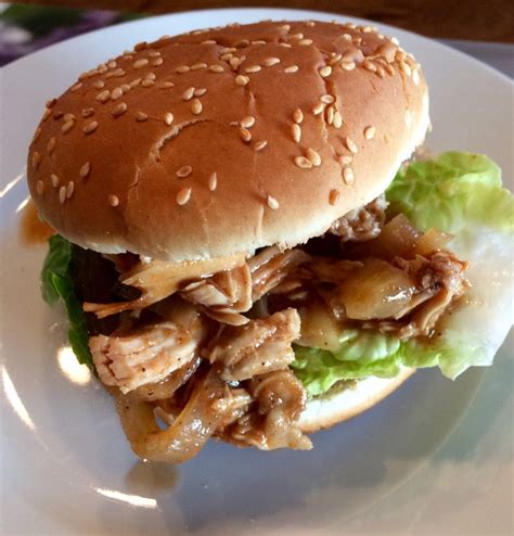 Pulled Chicken In Einer Honey Mustard Bbq Sauce Von Downhillcat