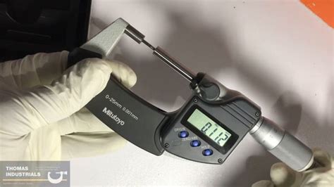 EXCELLENT Mitutoyo Digital Spline Outside Micrometer 0 25mm