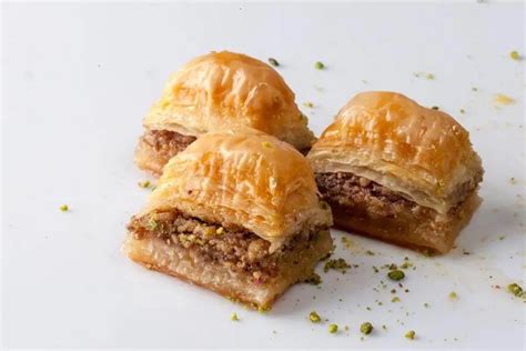 Best Arabic Baklava Recipe - Cuisine Tutor