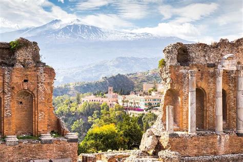 Tripadvisor Excursie Van Een Hele Dag Naar De Etna En Taormina Vanuit