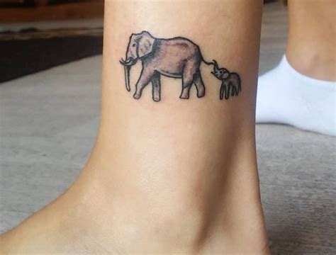 30 hervorragende Elefanten Tattoos und ihre Bedeutung