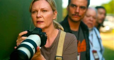 Kirsten Dunst Est Magoada Por Performance Da Vida Ao Lado De Wagner