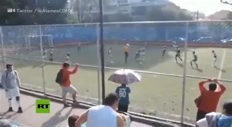 Brutal Pelea De Padres En Un Partido Infantil Canarias7