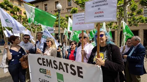 Los Sindicatos M Dicos Y Enfermeros Se Concentran Contra La