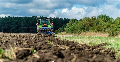 Dopłaty do paliwa rolniczego w 2023 r Stawka zwrotu będzie wyższa