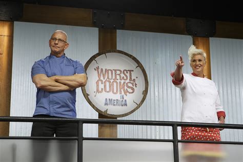 Chef Robert Irvine Joins Chef Anne Burrell In Culinary Boot Camp