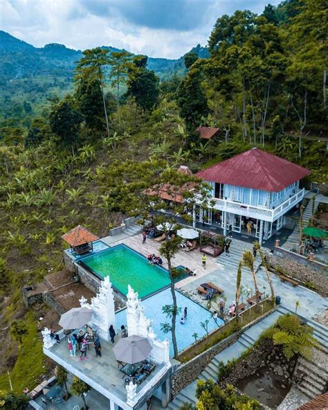 Mandapa Kirana Resort Resto Dan Penginapan Dengan Vibe Ala Bali Yang