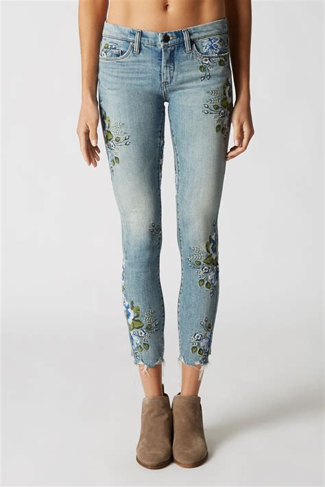 Embroidered Jeans Ropa