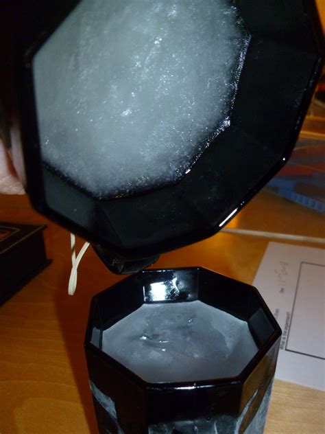 SCIENCE EXPERIMENT: WHICH FREEZES SALT WATER OR REGULAR WATER? - Mama ...