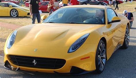 One Off Ferrari SP 275 RW Competizione F12 Berlinetta Chassis F12 Tdf