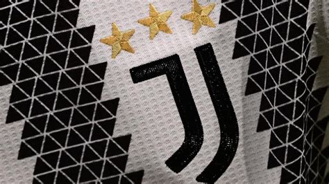 Juventus 15 Point Deduction Overturned Old Lady Move To Third In