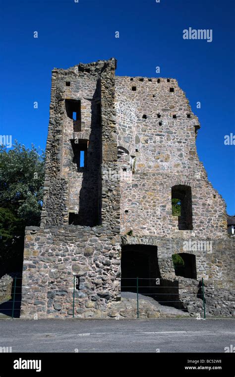 Strangford castle tower house hi-res stock photography and images - Alamy