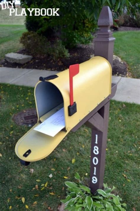 Mailbox Makeovers For Instant Curb Appeal