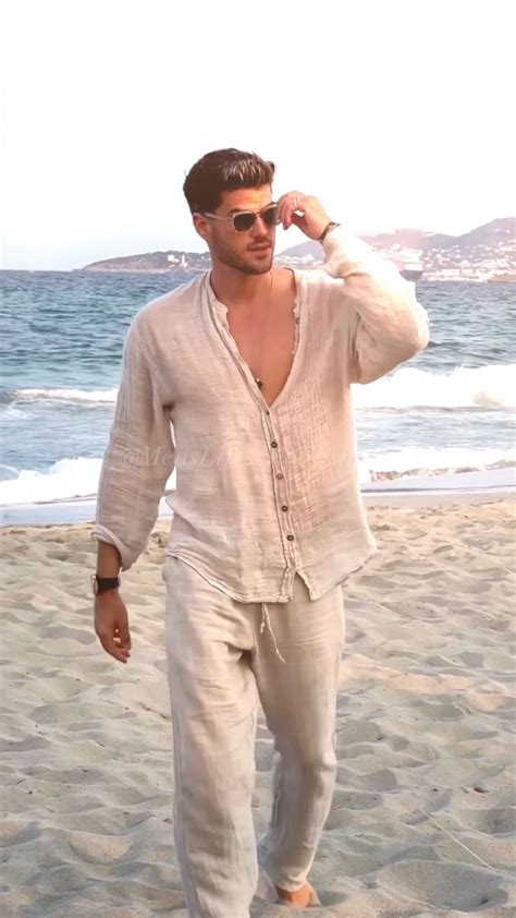 Stylish Men's Summer Beach Outfits